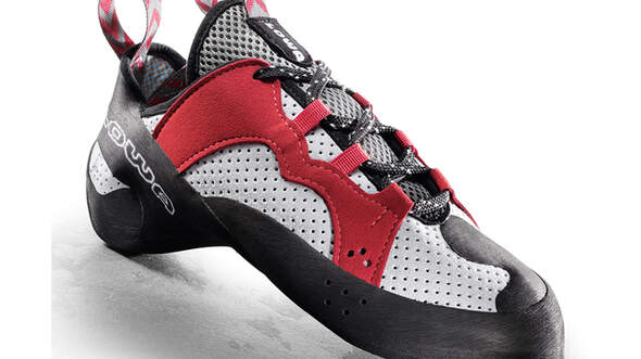 OD-0712-OutDoor-Messe-Klettern-Lowa-Red-Eagle-Lacing (jpg)
